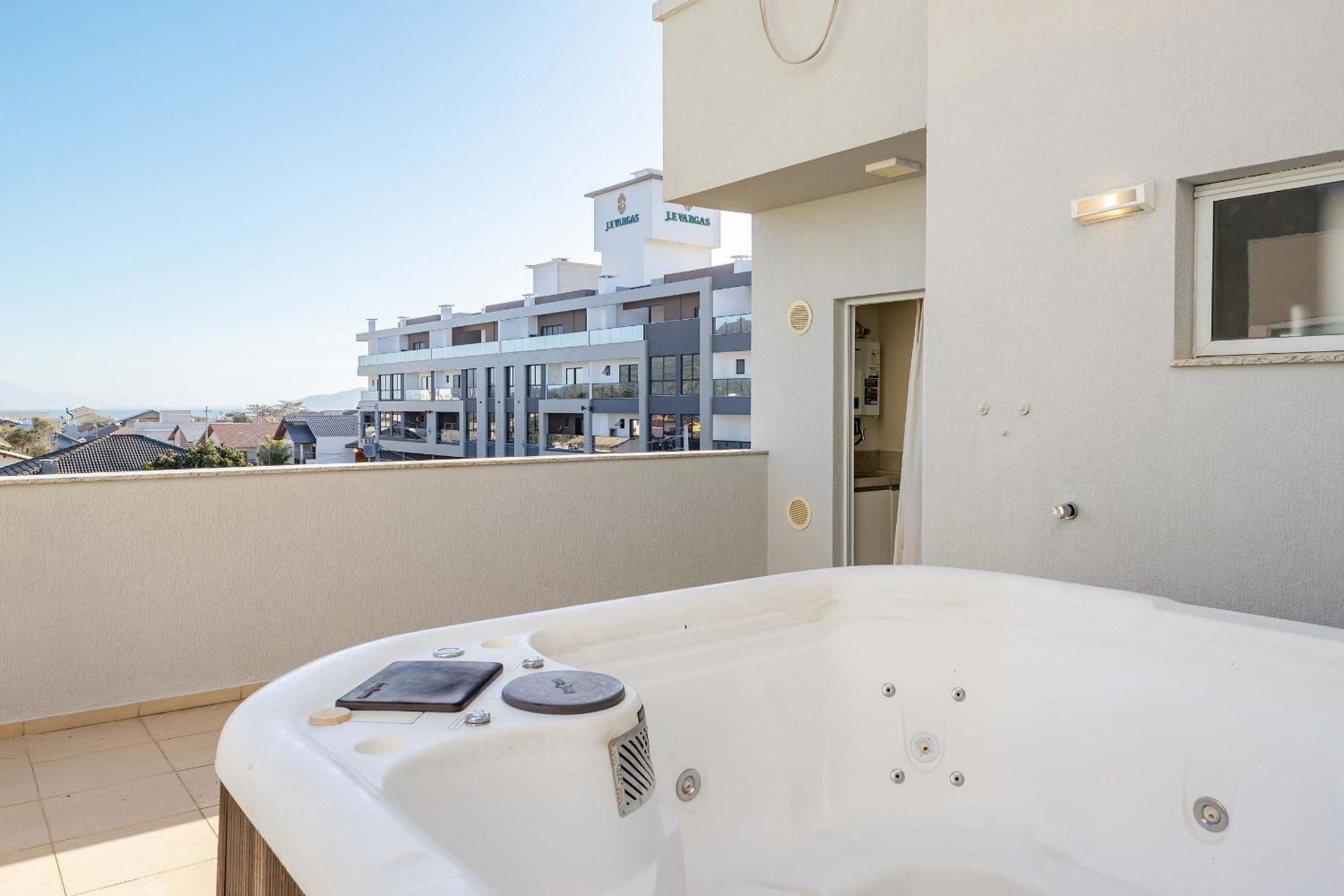 Apartment Ampla Cobertura Com Vista Mar - Jacuzzi Privativa Bombinhas